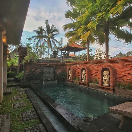 The Suci Sari Ubud Vila Exterior foto