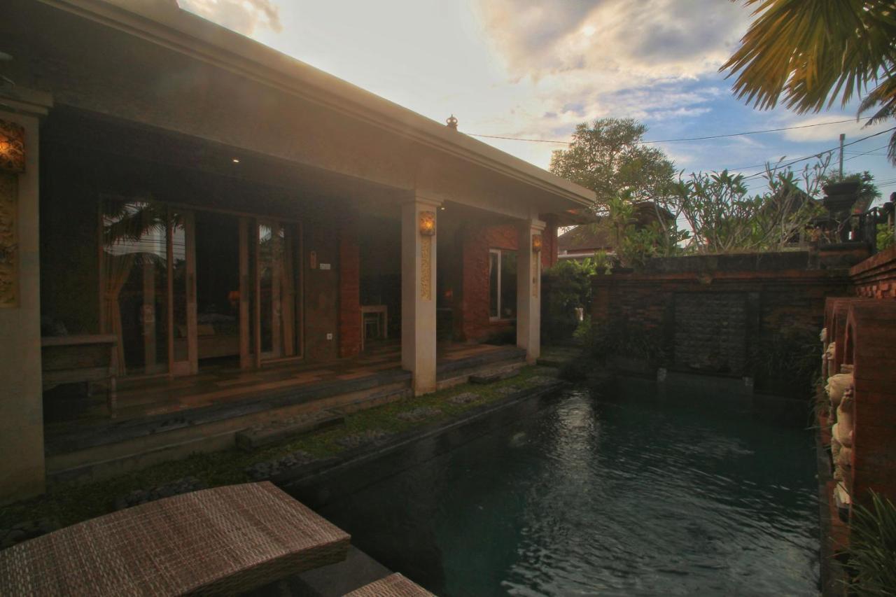 The Suci Sari Ubud Vila Exterior foto