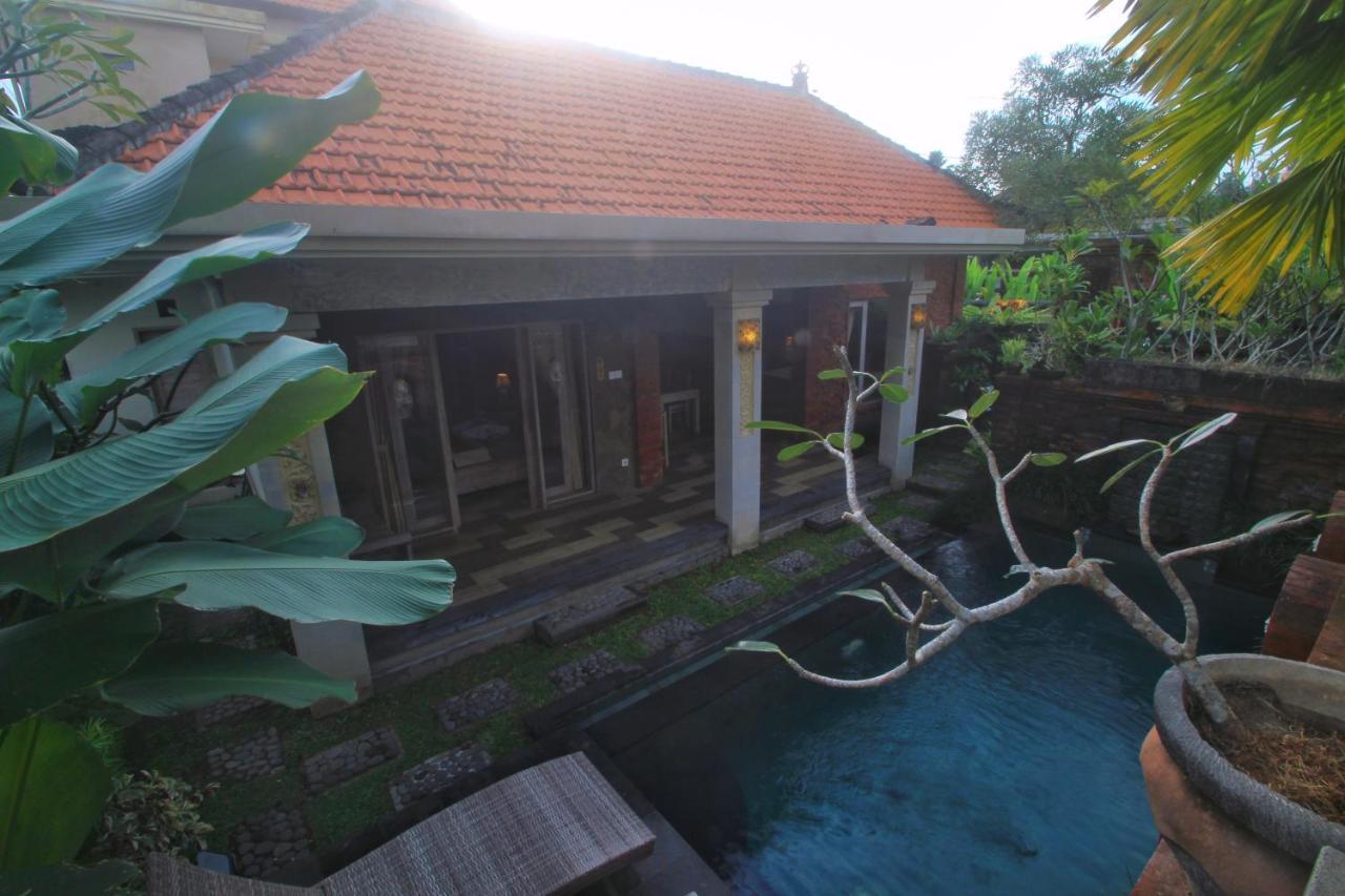 The Suci Sari Ubud Vila Exterior foto