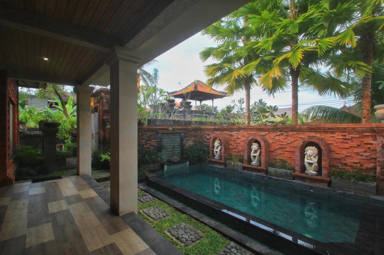 The Suci Sari Ubud Vila Exterior foto