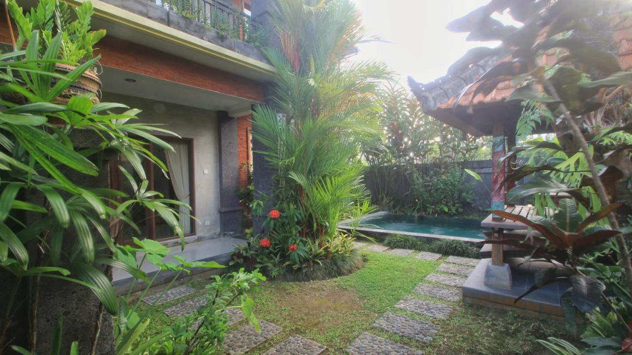 The Suci Sari Ubud Vila Exterior foto